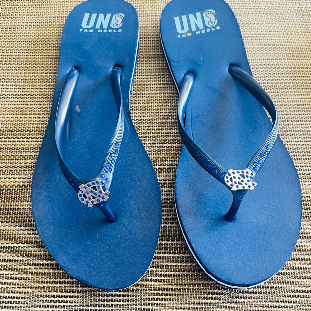 UNC Tar Heels Women's Blue Flip Flops